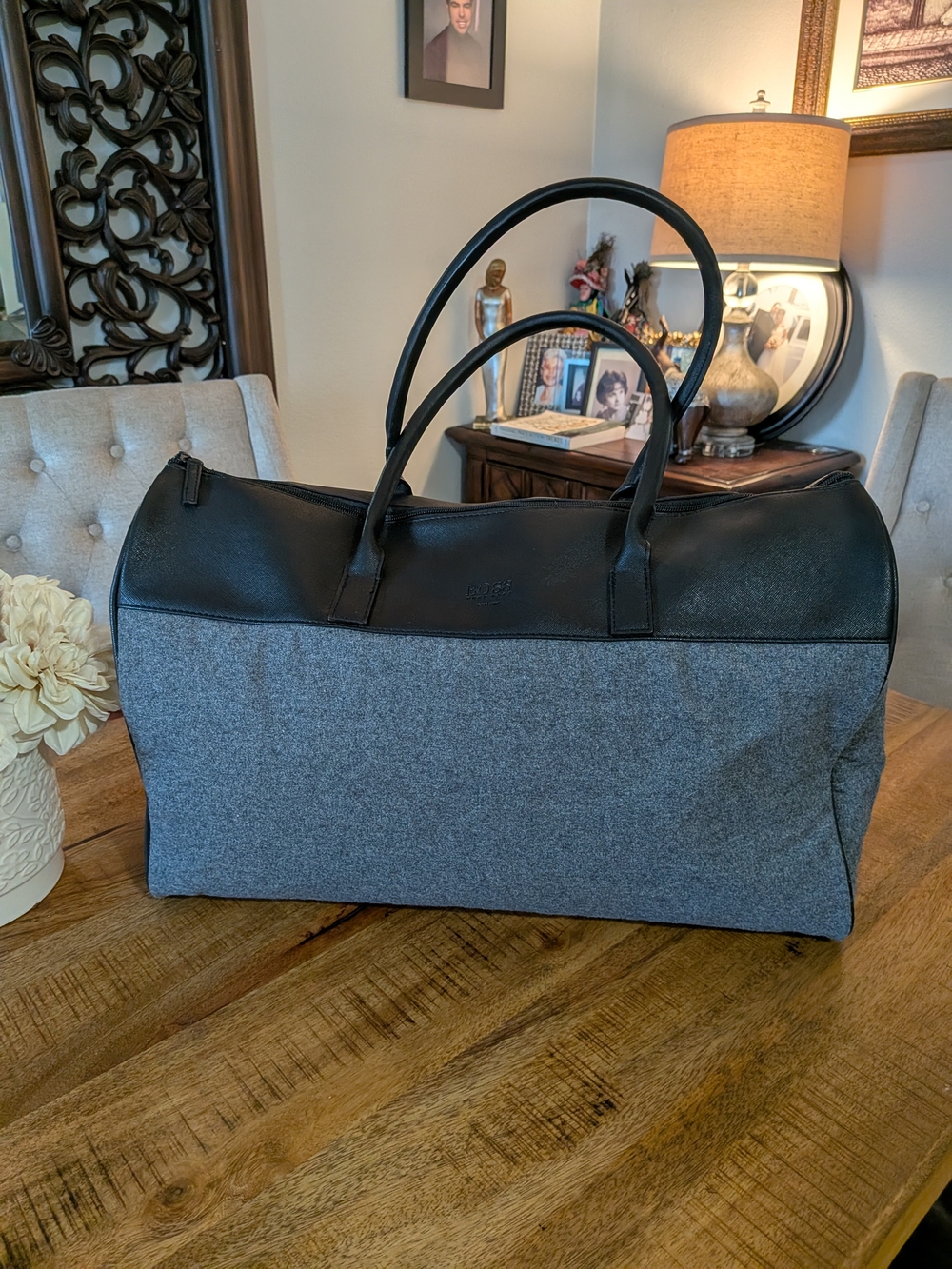 BOSS Hugo Boss Gray/Black Leather Duffle Bag 19-22in Zip Closure, Handles